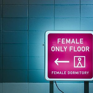 Gemenschappelijk Kamer Alleen voor Vrouwen